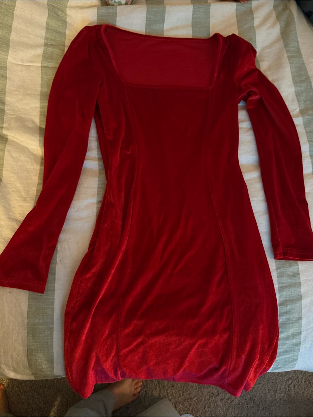 Red Velvet Long Sleeve Square Neck Dress